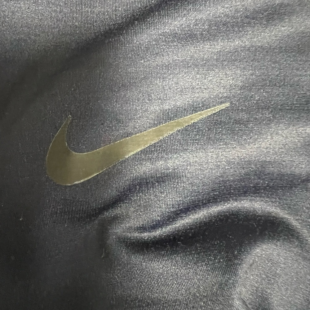 Nike Pro Women’s Hyper Warm Athletic Top Size M - Picture 9 of 13